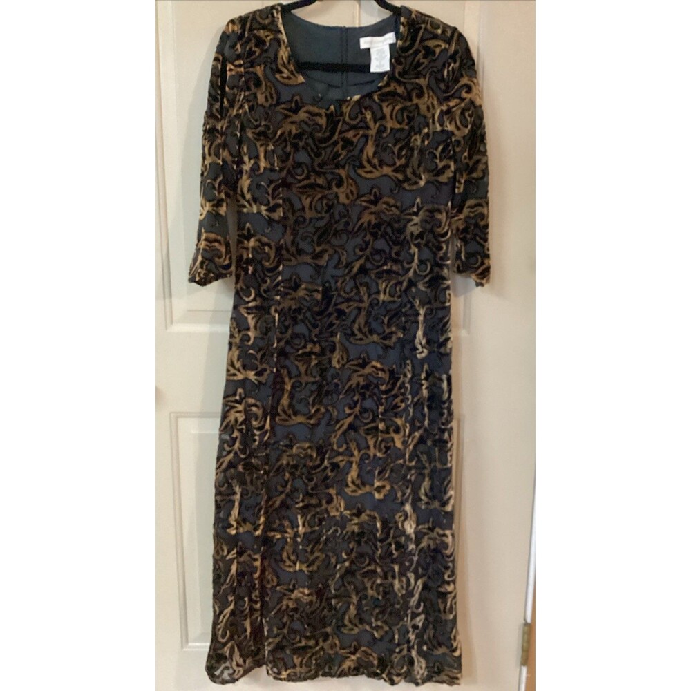 Real Comforts Maxie Burnout Velvet Dress Black & Gold Size 6 Petite